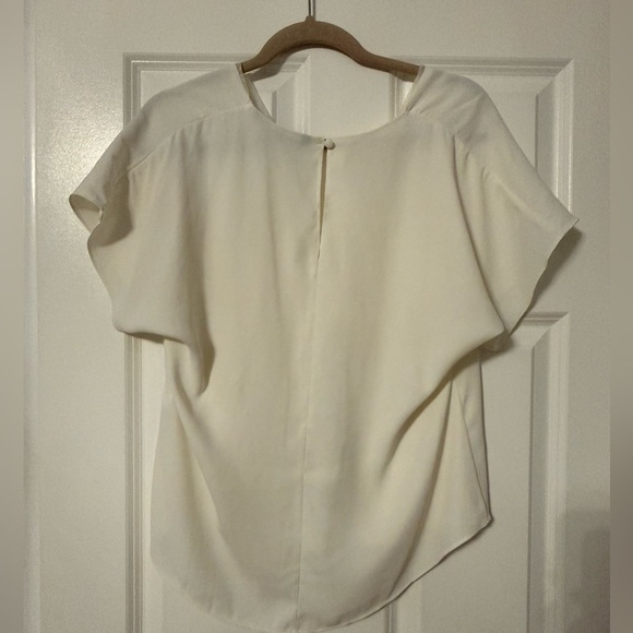 White House Black Market | White Flowy V-Neck Short Sleeve Blouse | Size M - Picture 2 of 6
